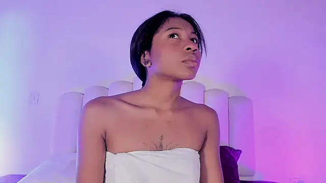 Snapshot of Zaira_Rose_ chatting on 11, 9, 2025 Zaira Rose  online show from 11, 9, 2025