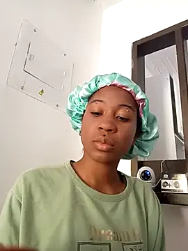 Snapshot of Zaira_Rose_ chatting on 22, 9, 2025 Zaira Rose  online show from 22, 9, 2025