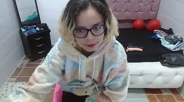 Ariasmithog online show from 23, 2, 2025