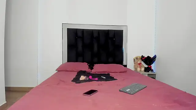 victoriacolin online show from 3, 2, 2026