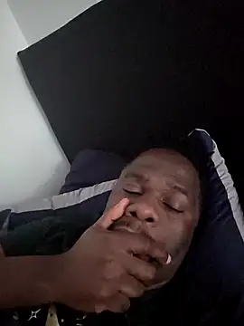 Snapshot of afrikaMandingo chatting on 29, 10, 2025 afrikaMandingo online show from 29, 10, 2025