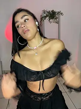 Snapshot of meli_ortiz_ chatting on 29, 10, 2025 meli ortiz online show from 29, 10, 2025