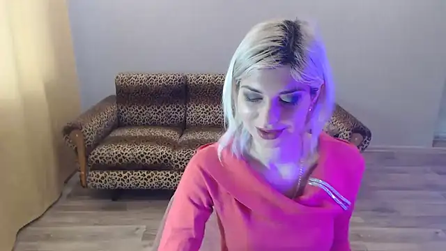 SexyBeatriice online show from 1, 2, 2025