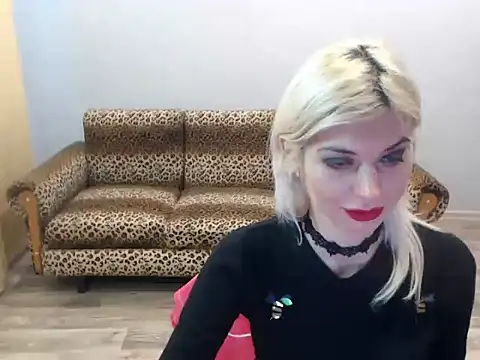 Snapshot of SexyBeatriice chatting on 8, 1, 2026 SexyBeatriice online show from 8, 1, 2026