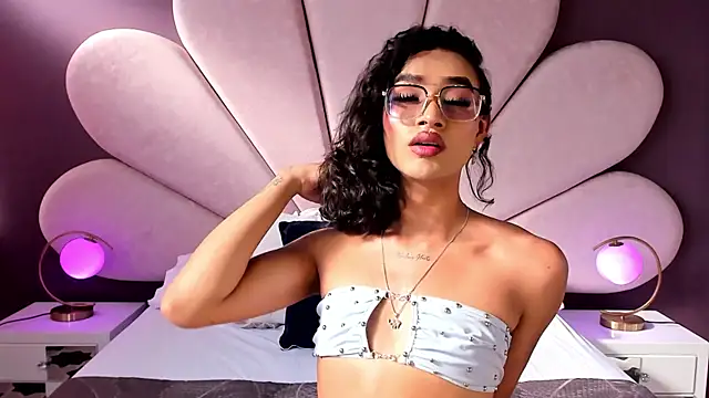 AliDiaz  online show from 7, 11, 2025