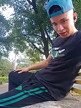 Snapshot of arevalo1124 chatting on 14, 9, 2025 arevalo1124 online show from 14, 9, 2025