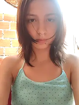 Snapshot of Maiden-Hot chatting on 30, 10, 2025 Maiden-Hot online show from 30, 10, 2025