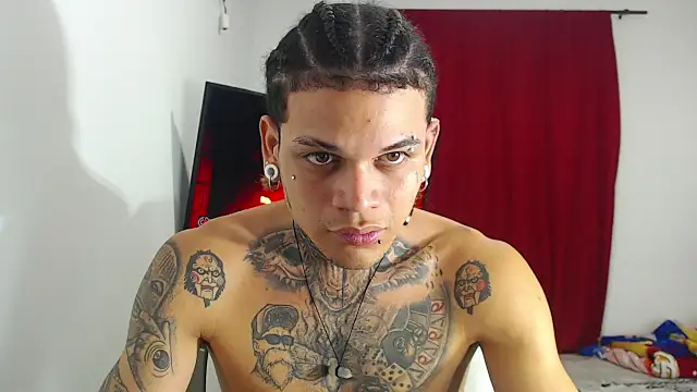 hot man05 online show from 16, 10, 2025