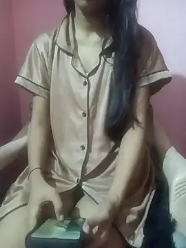 Snapshot of angel-cinderella chatting on 4, 11, 2025 angel-cinderella online show from 4, 11, 2025