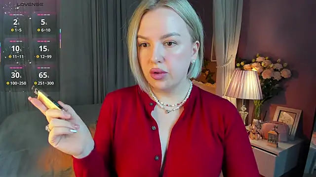 Nikki Kai online show from 24, 11, 2025