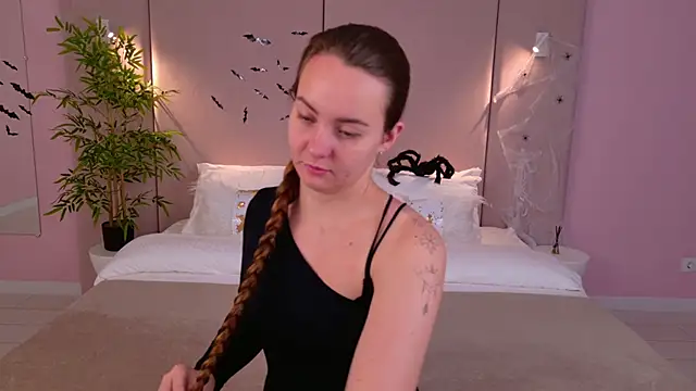 JaniceCollins online show from 4, 11, 2025