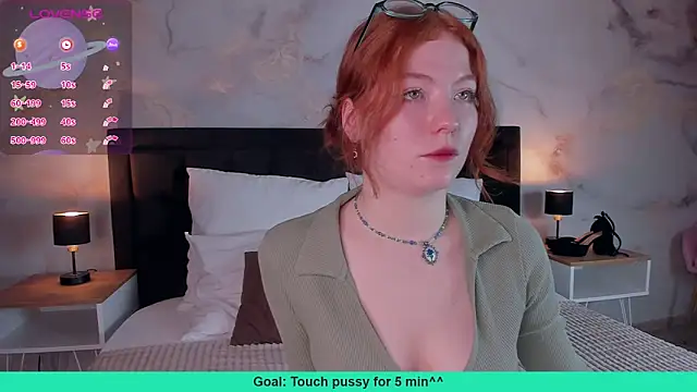SophieOuld online show from 4, 2, 2025