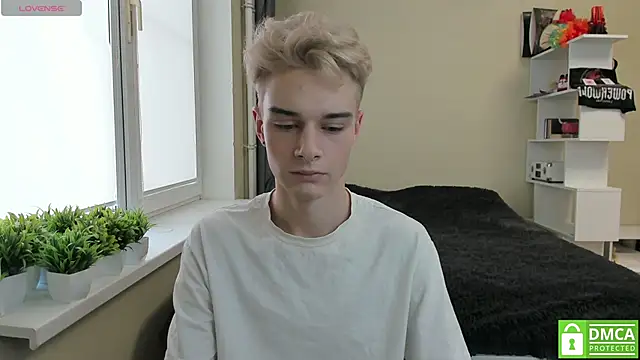 Snapshot of avegothy- chatting on 11, 3, 2025 avegothy- online show from 11, 3, 2025