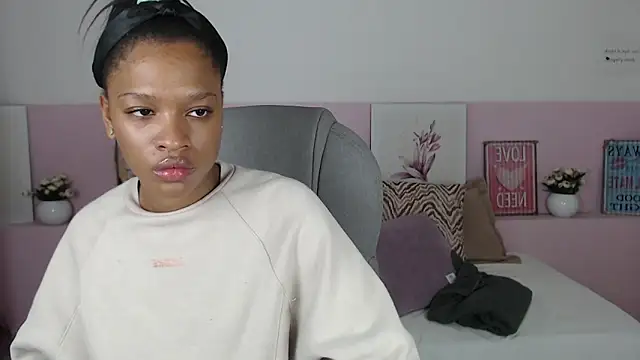 brendathompson  online show from 13, 2, 2025