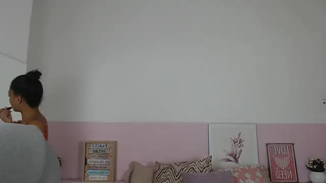 brendathompson  online show from 17, 2, 2025