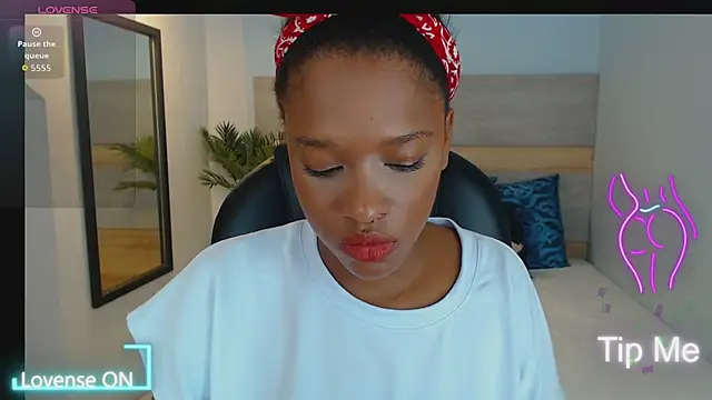 brendathompson  online show from 23, 9, 2025