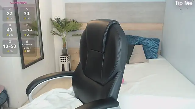 brendathompson  online show from 24, 9, 2025