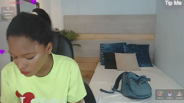 brendathompson  online show from 26, 9, 2025