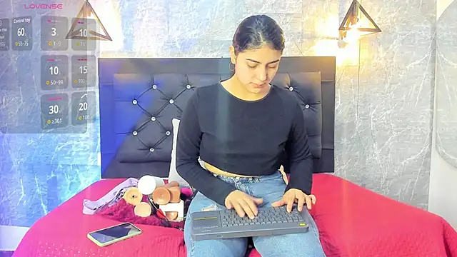 emberhodson online show from 14, 9, 2025