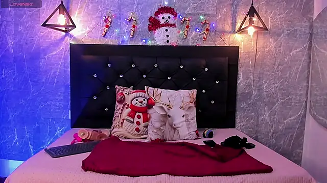 Snapshot of emberhodson chatting on 2, 12, 2025 emberhodson online show from 2, 12, 2025