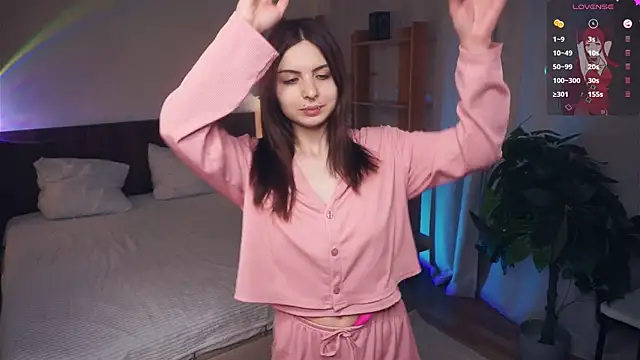 ErlinaBuoy online show from 9, 3, 2025