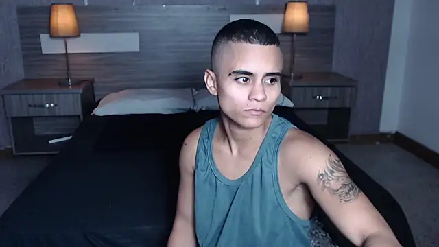 Liiamthompson online show from 13, 9, 2025