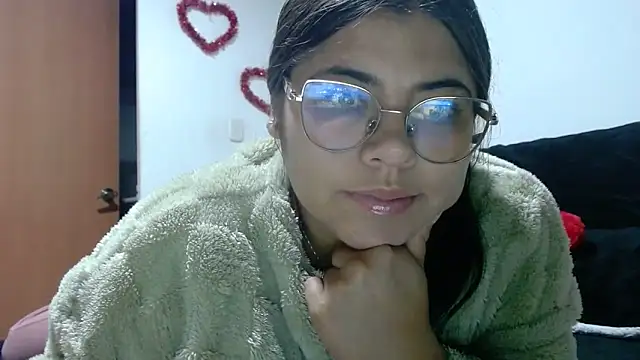 viccky vick online show from 19, 9, 2025