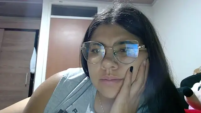 viccky vick online show from 13, 10, 2025