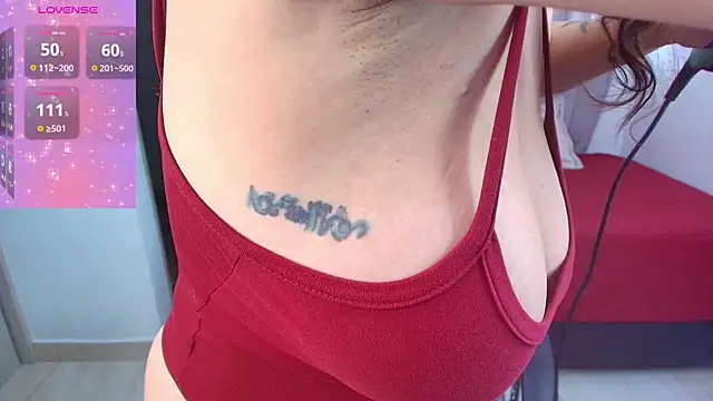 Snapshot of alana2_ chatting on 11, 2, 2025 alana2 online show from 11, 2, 2025