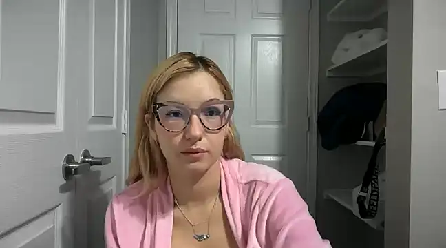 Snapshot of Mermaid-hana chatting on 1, 2, 2025 Mermaid-hana online show from 1, 2, 2025