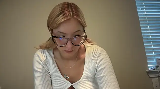 Snapshot of Mermaid-hana chatting on 13, 2, 2025 Mermaid-hana online show from 13, 2, 2025