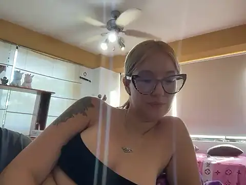 Snapshot of Mermaid-hana chatting on 24, 9, 2025 Mermaid-hana online show from 24, 9, 2025
