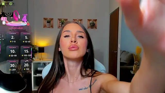 Snapshot of Anya-Ray chatting on 30, 10, 2025 Anya-Ray online show from 30, 10, 2025