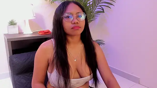 yeikafoxy online show from 4, 2, 2025