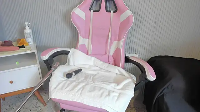 yeikafoxy online show from 10, 2, 2026