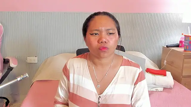 yeikafoxy online show from 21, 3, 2026