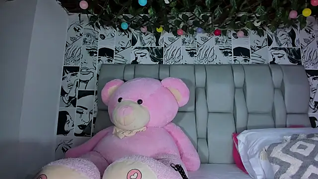 LucyRosse online show from 3, 5, 2026