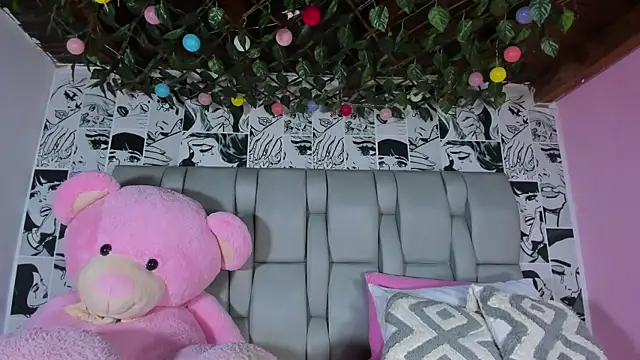 LucyRosse online show from 10, 5, 2026