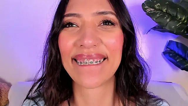 Miss veronicaa2 online show from 7, 5, 2026