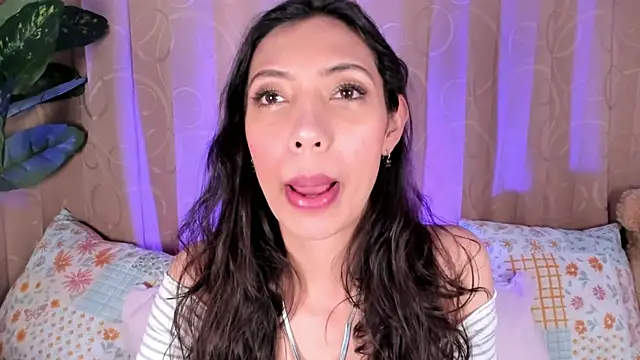 Miss veronicaa2 online show from 23, 6, 2026