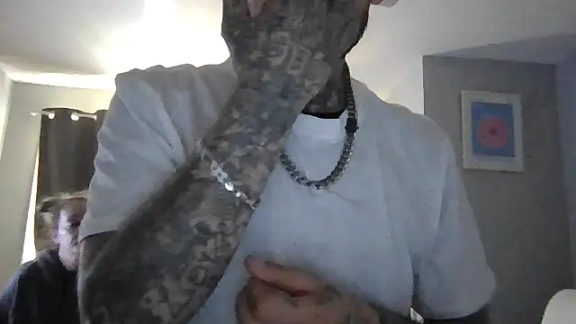 cruz815 online show from 7, 4, 2026