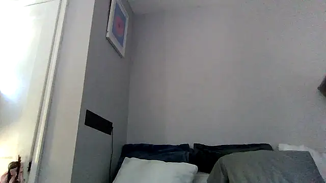Snapshot of cruz815 chatting on 3, 6, 2026 cruz815 online show from 3, 6, 2026