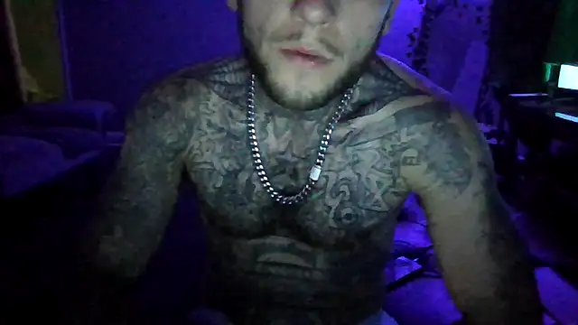 Snapshot of cruz815 chatting on 16, 7, 2026 cruz815 online show from 16, 7, 2026