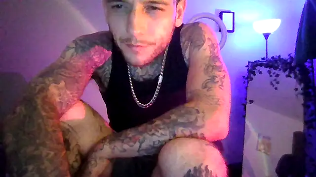 Snapshot of cruz815 chatting on 2, 8, 2026 cruz815 online show from 2, 8, 2026
