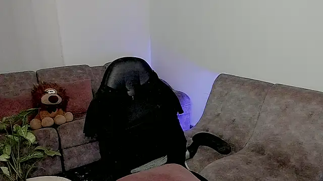 Dylan Milk online show from 1, 10, 2025