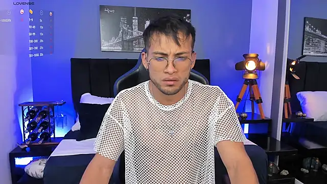 Max Conor1 online show from 22, 12, 2025