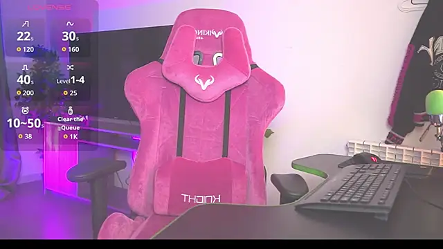 Snapshot of MilaStoyne chatting on 13, 9, 2025 MilaStoyne online show from 13, 9, 2025