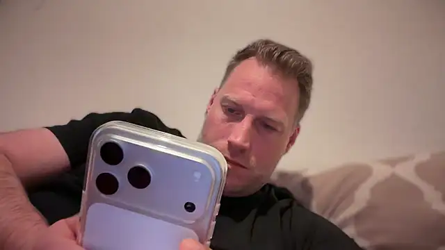 Christian87xxx online show from 18, 3, 2026