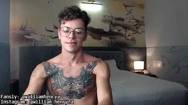 Snapshot of William_Henry_ chatting on 4, 2, 2025 William Henry  online show from 4, 2, 2025