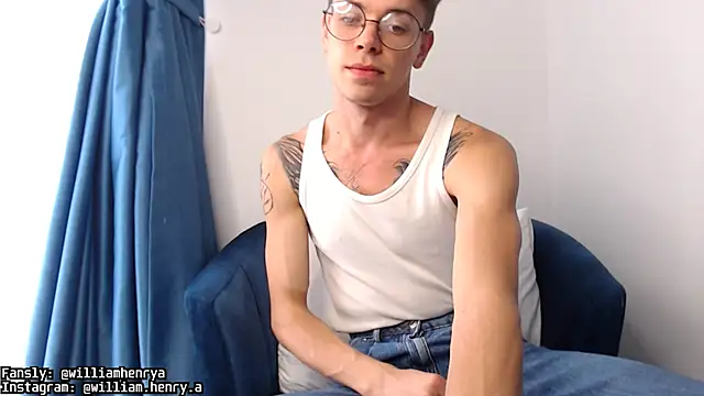 Snapshot of William_Henry_ chatting on 6, 2, 2025 William Henry  online show from 6, 2, 2025